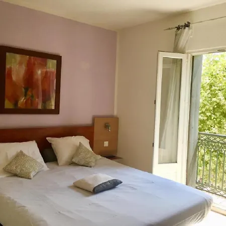 Le Terminus Hotel 2*
